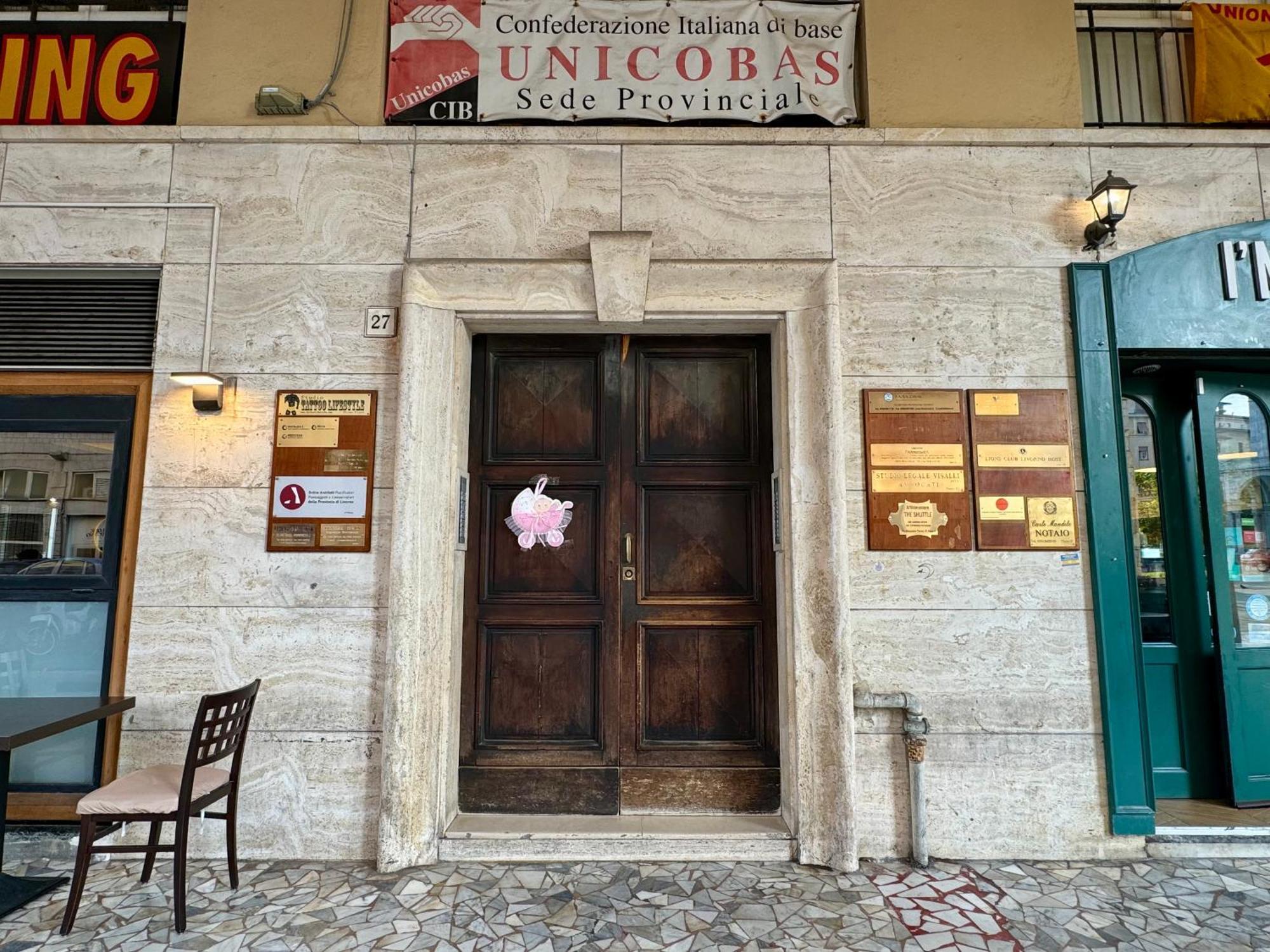 Affittacamere The Shuttle Livorno Exterior photo